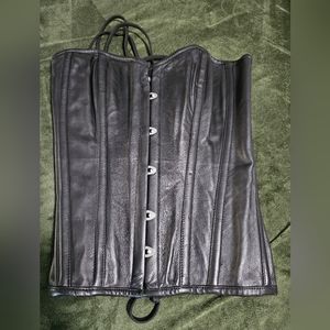 Overbust custom Leather Corset